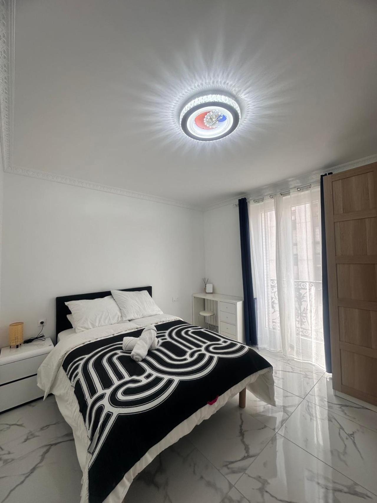 Superbe Appartement Renove Au Coeur De La Capitale 巴黎 外观 照片